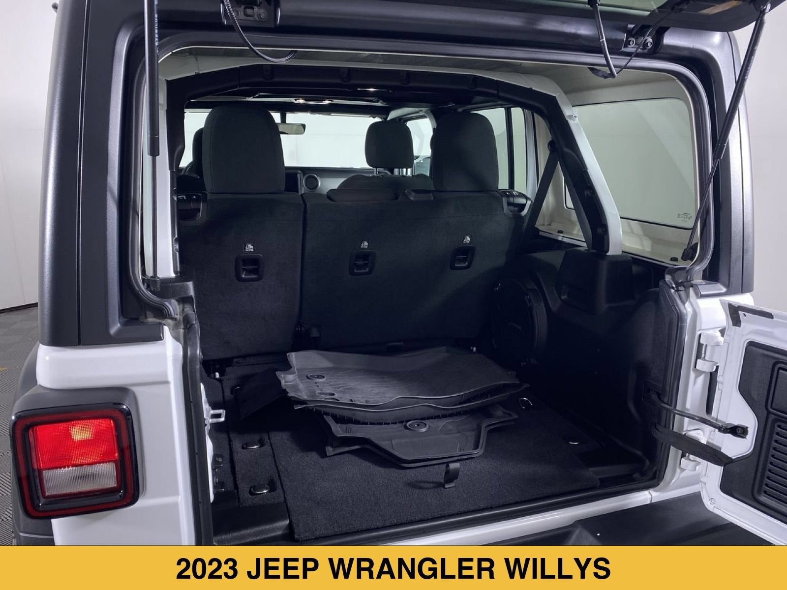 2023 Jeep Wrangler 4-Door Willys 4x4