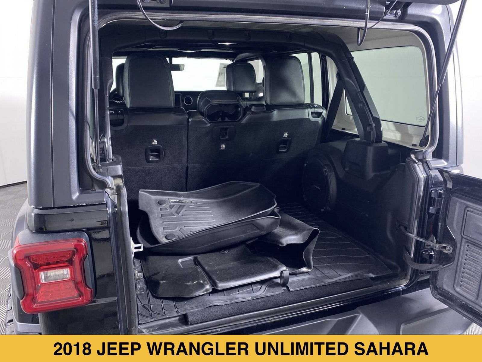 2018 Jeep Wrangler Unlimited Sahara 4x4