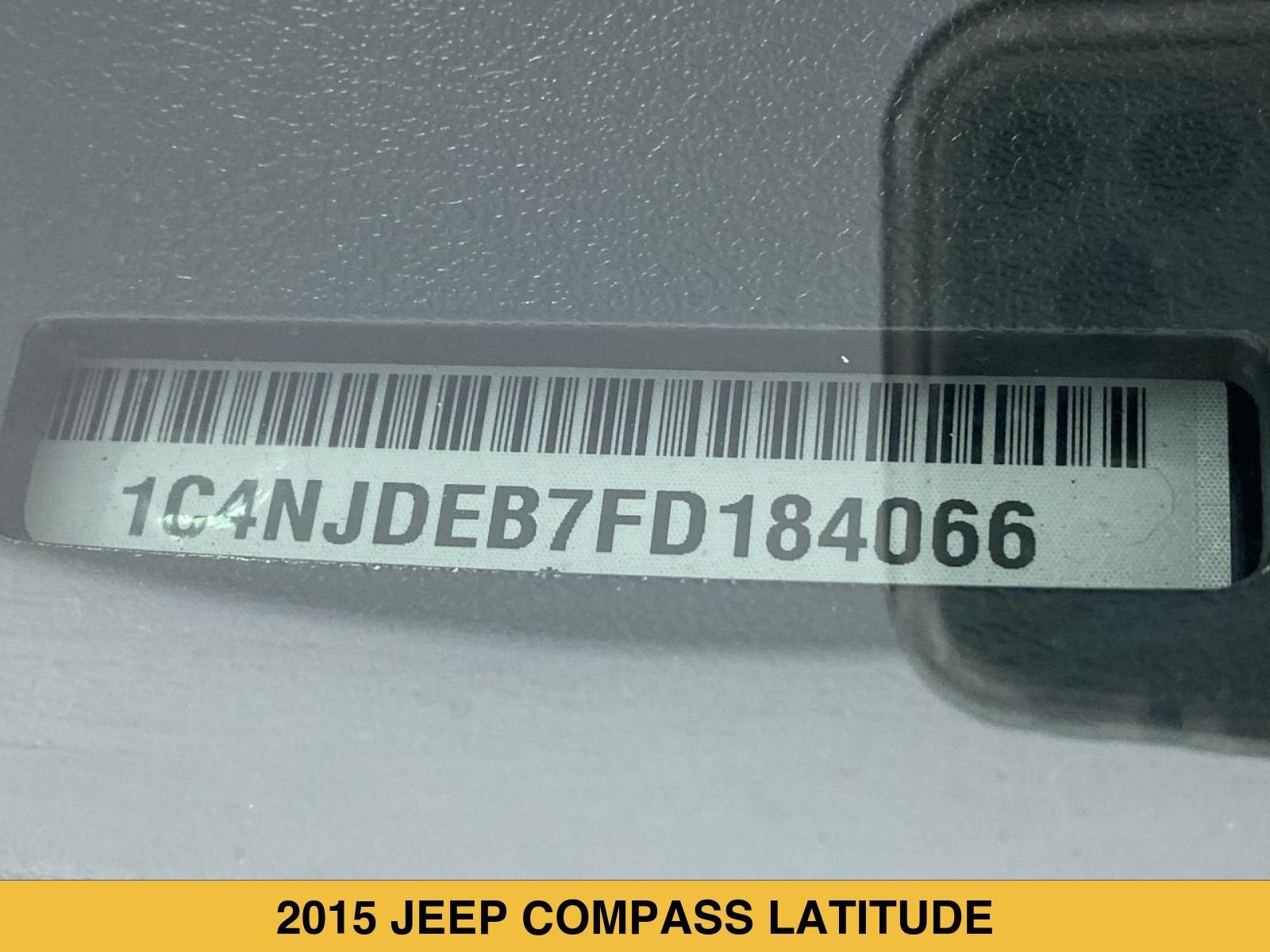2015 Jeep Compass Latitude - Photo 13