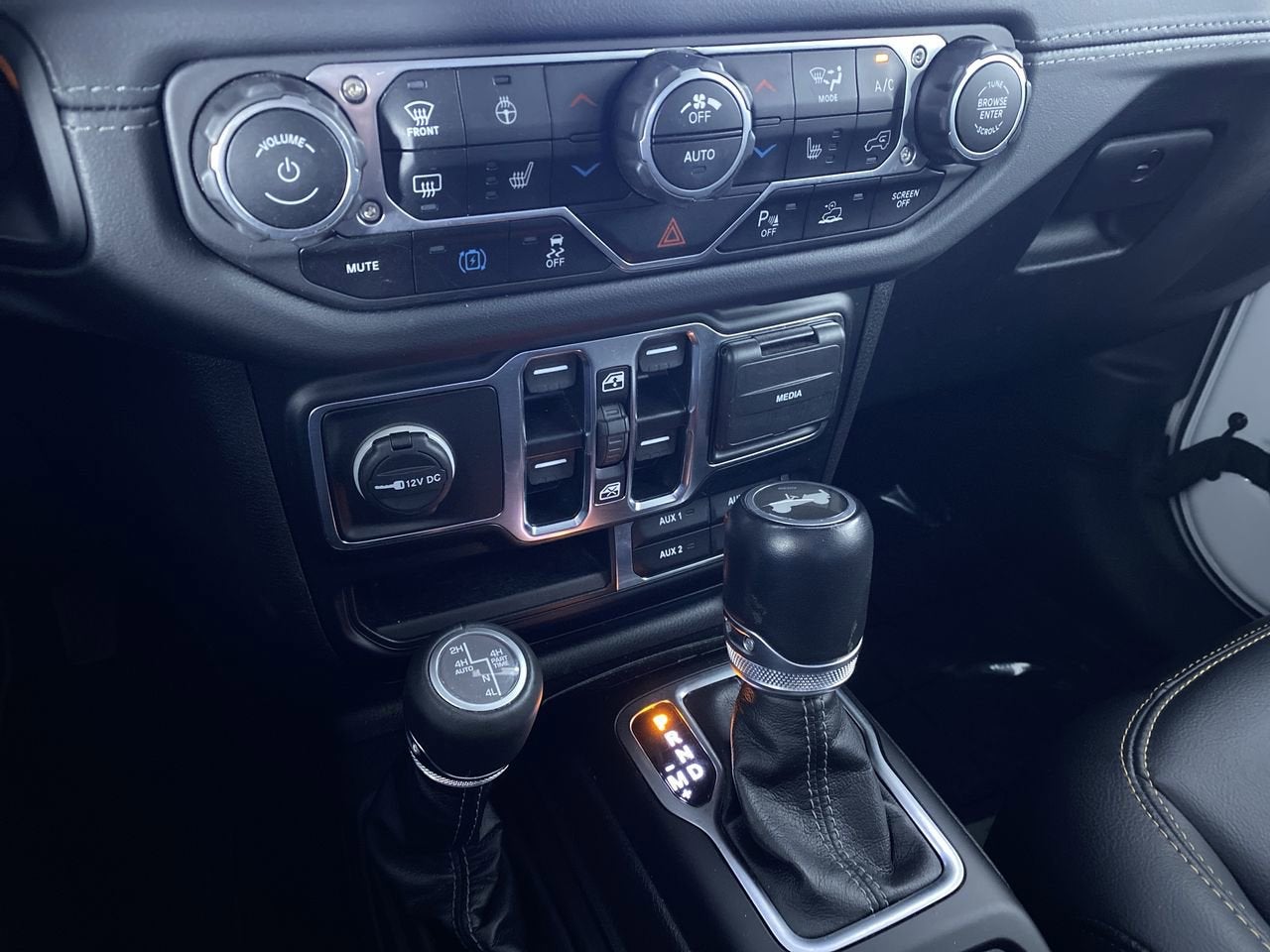 2024 Jeep Wrangler 4xe Sahara 4xe