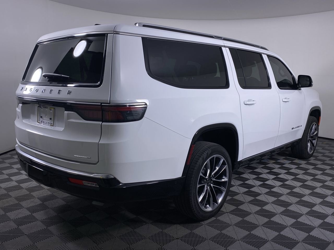 2024 Jeep Wagoneer L Series III 4x4