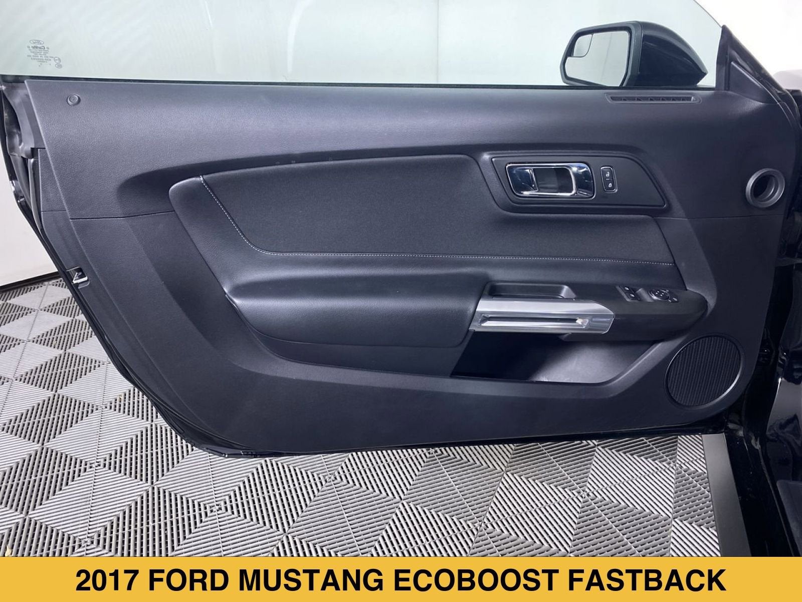 2017 Ford Mustang EcoBoost