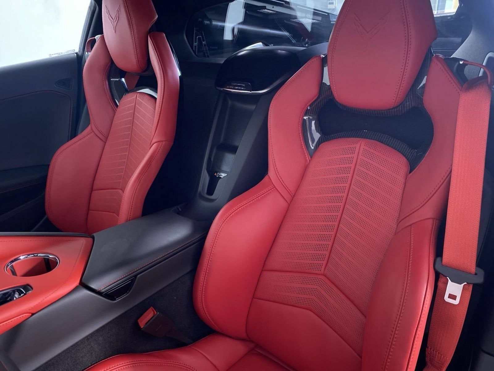 2027 Chevrolet Corvette Stingray 2LT