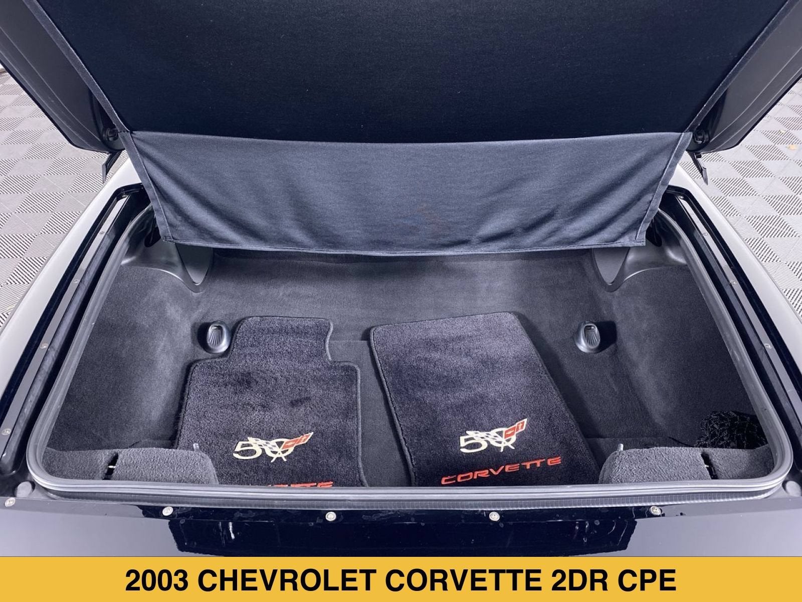 2003 Chevrolet Corvette 2dr Cpe