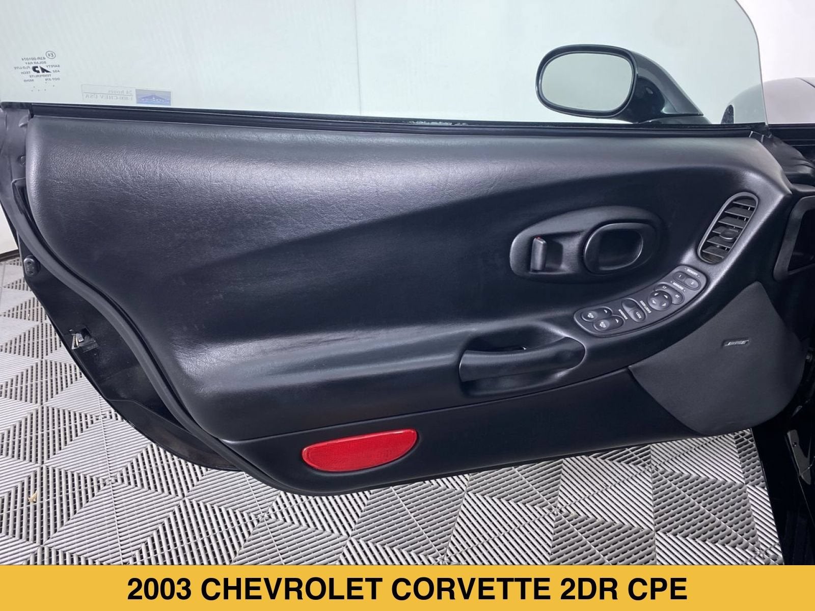 2003 Chevrolet Corvette 2dr Cpe