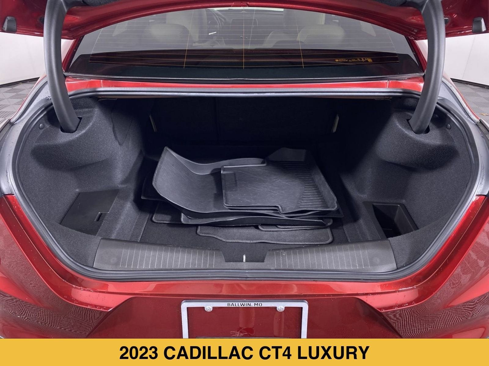 2023 Cadillac CT4 Luxury