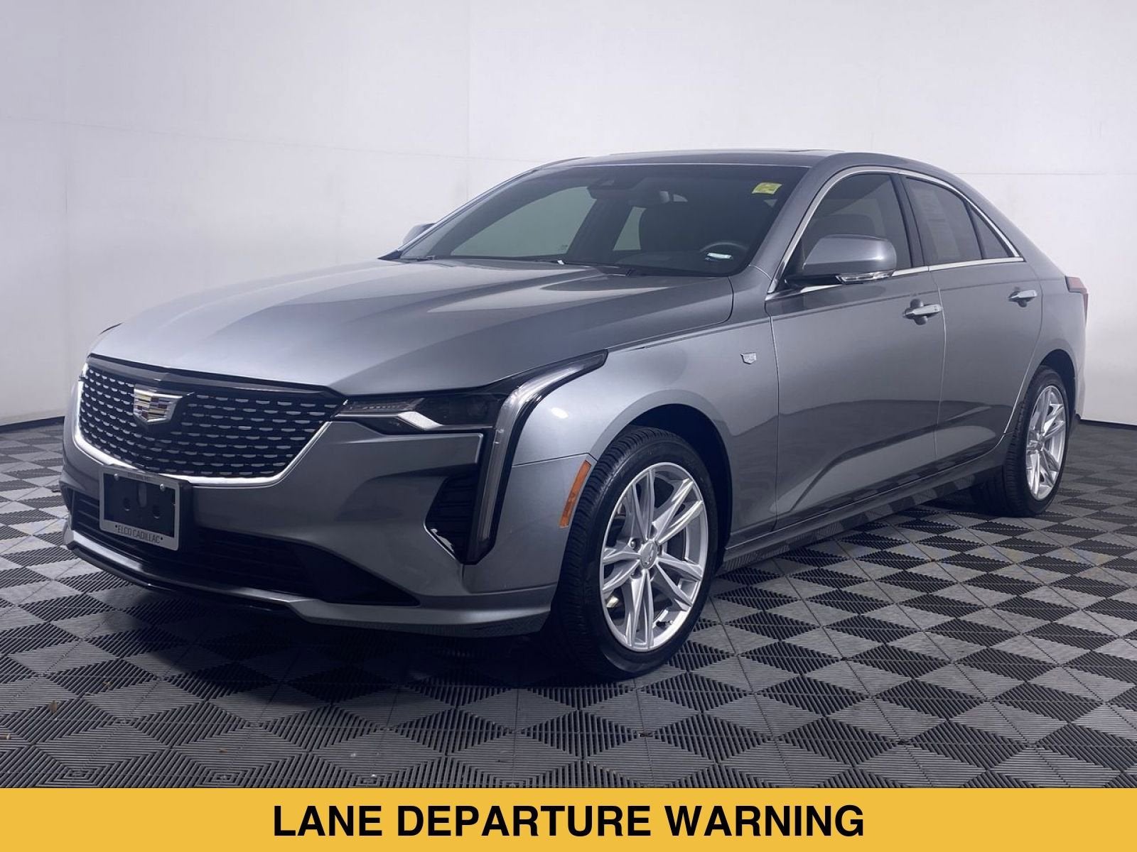 2023 Cadillac CT4 Luxury