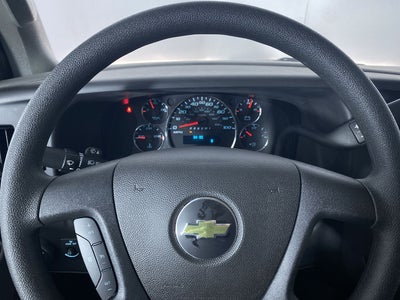 2025 Chevrolet Express Cutaway 3500 1WT