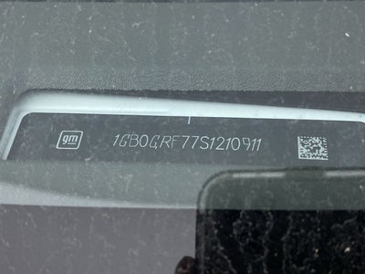 2025 Chevrolet Express Cutaway 3500 1WT