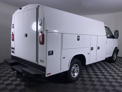 2025 Chevrolet Express Cutaway 3500 1WT