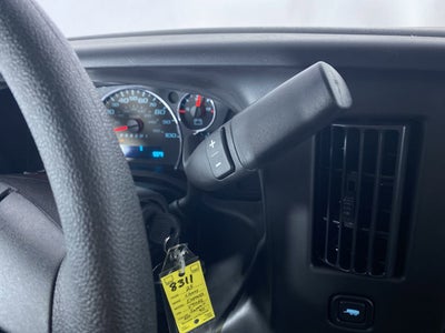 2025 Chevrolet Express Cutaway 3500 1WT