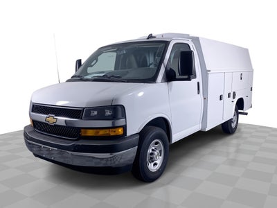2025 Chevrolet Express Cutaway 3500 1WT