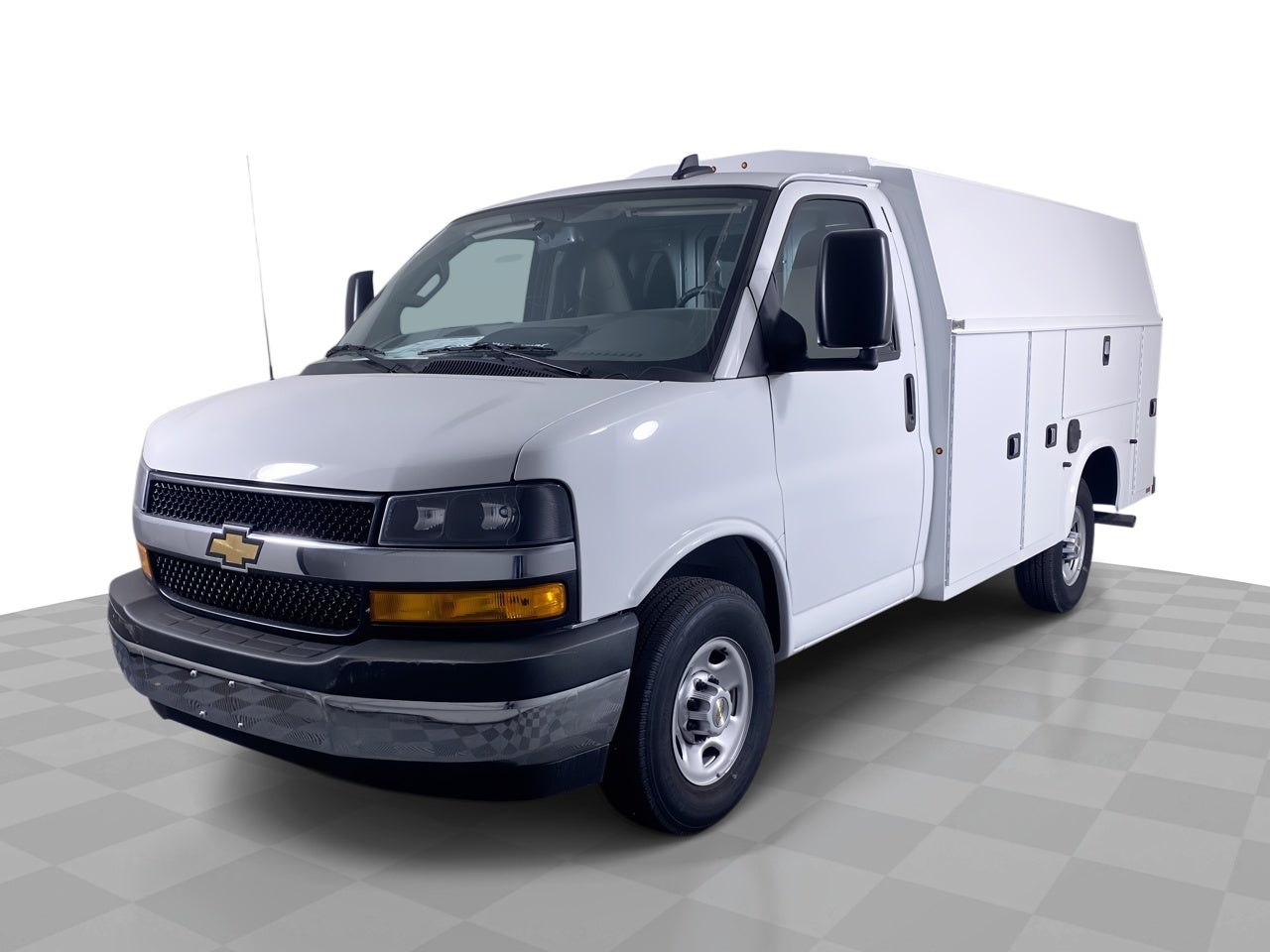 2025 Chevrolet Express Cutaway 3500 1WT