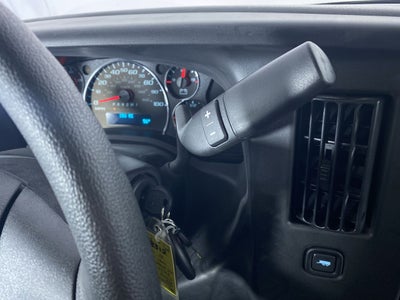 2025 Chevrolet Express Cutaway 3500 1WT