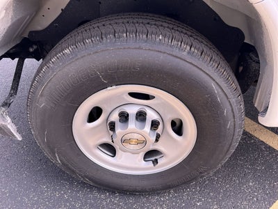 2025 Chevrolet Express Cutaway 3500 1WT