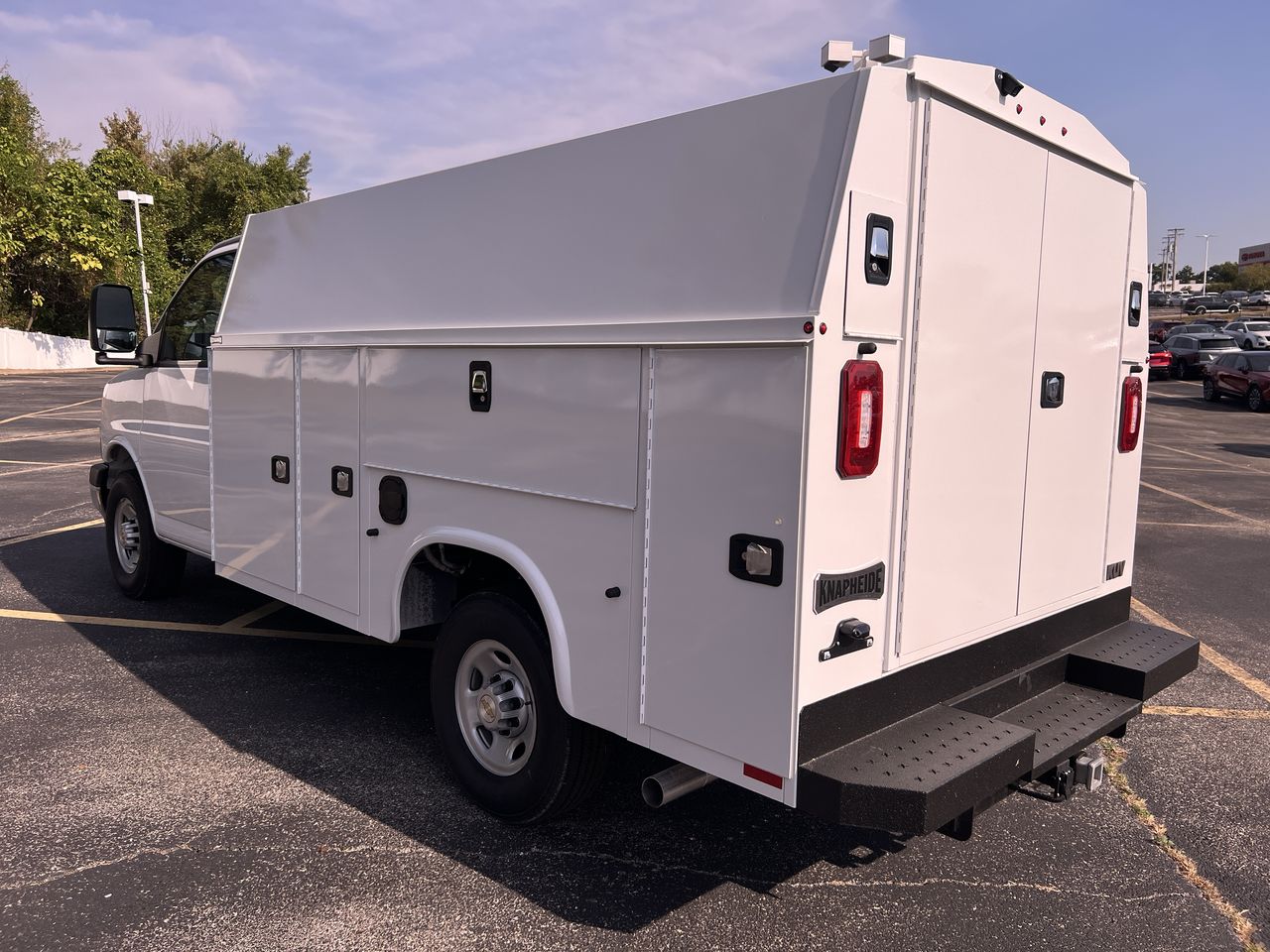 2025 Chevrolet Express Cutaway 3500 1WT