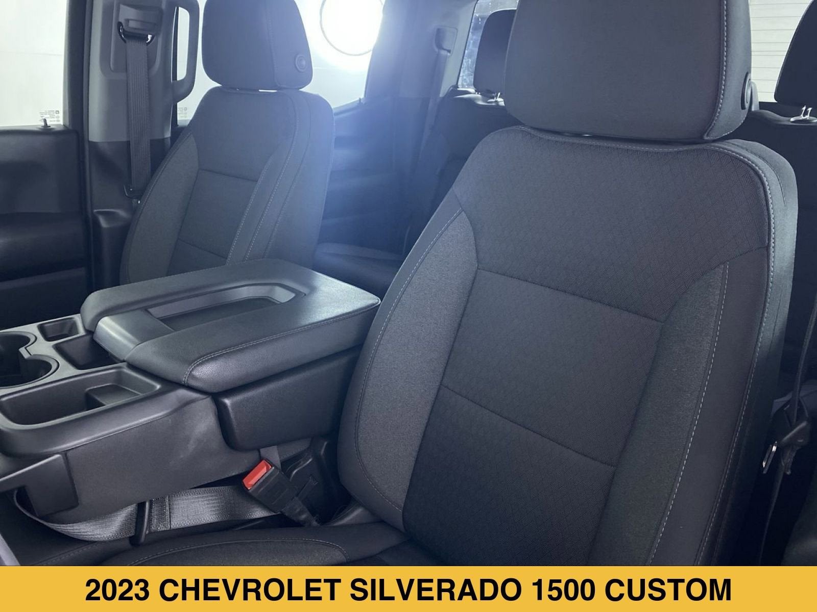 2023 Chevrolet Silverado 1500 Custom