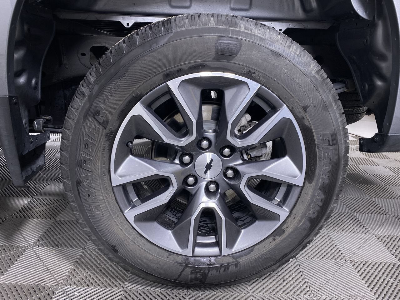 2024 Chevrolet Silverado 1500 RST - Photo 16