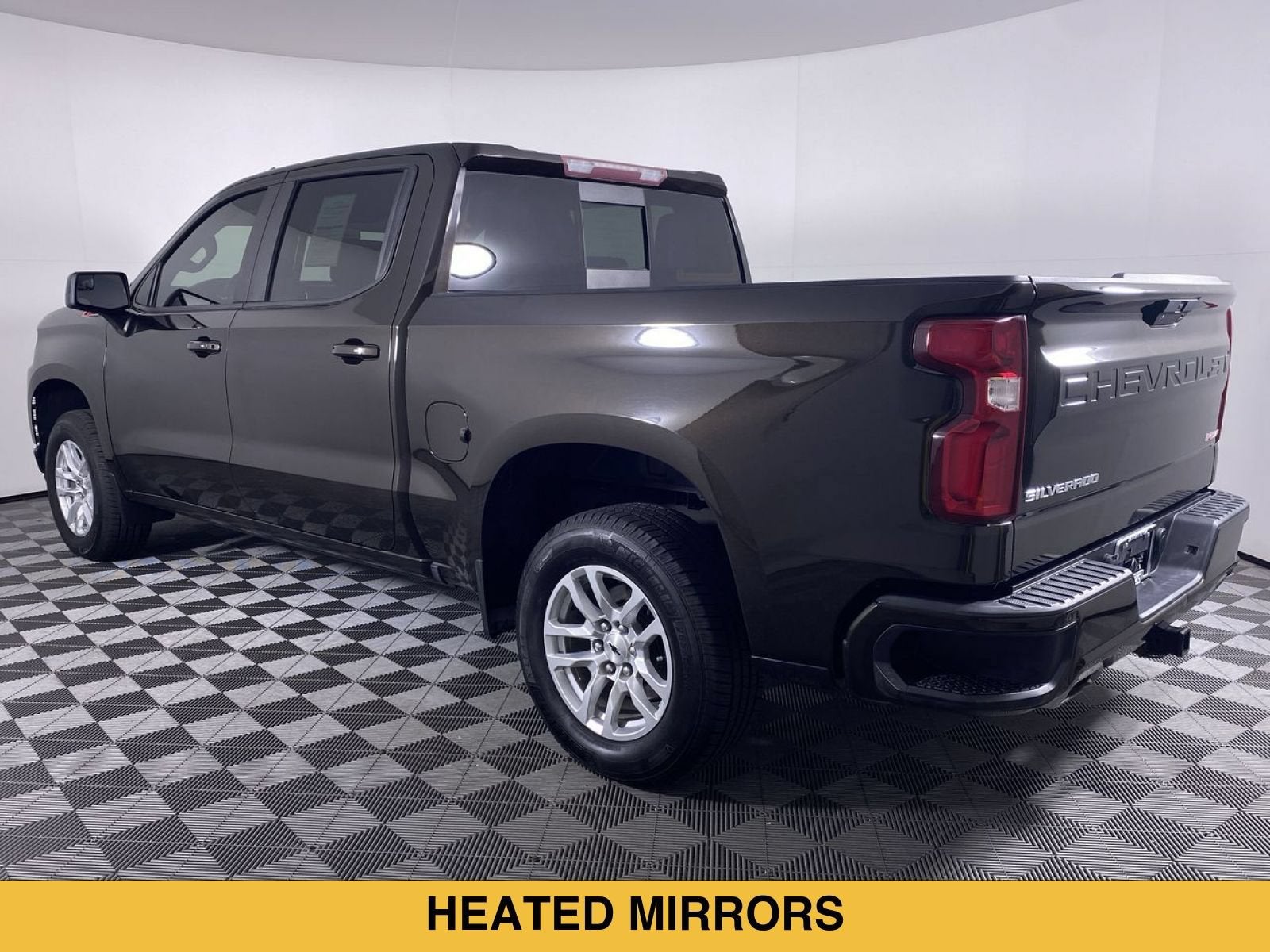 2019 Chevrolet Silverado 1500 RST - Photo 18
