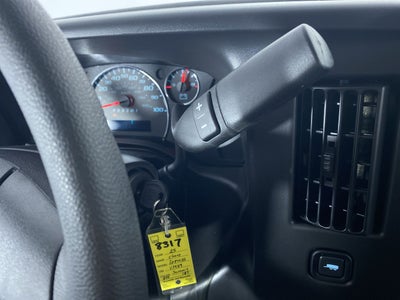 2025 Chevrolet Express Cargo 3500 WT