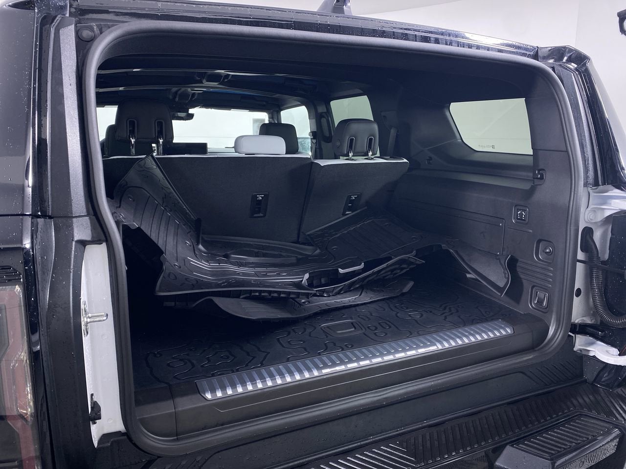 2024 GMC HUMMER EV SUV 3X