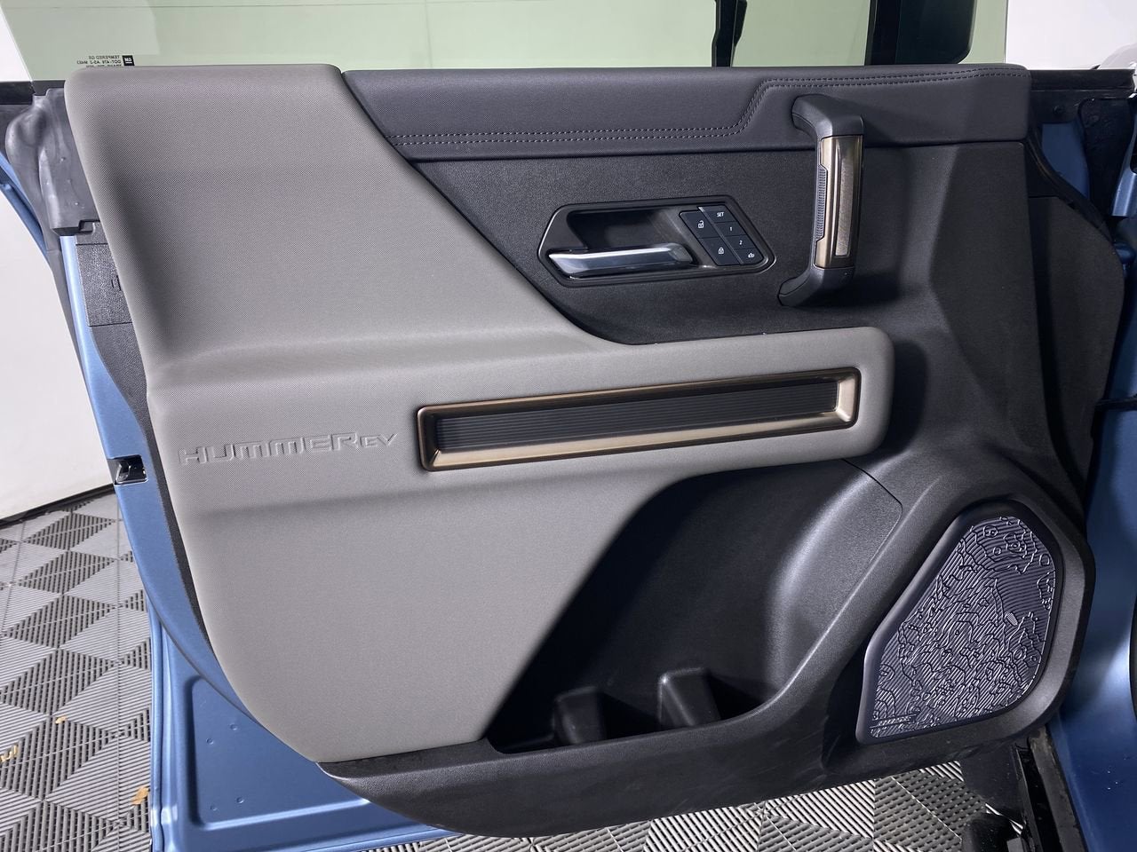 2024 GMC HUMMER EV SUV 3X OMEGA LIMITED EDITION