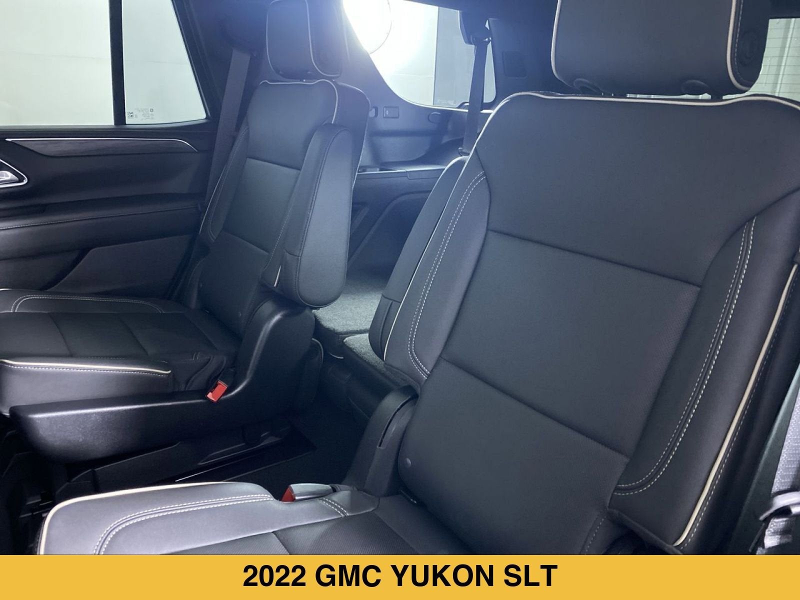 2022 GMC Yukon SLT