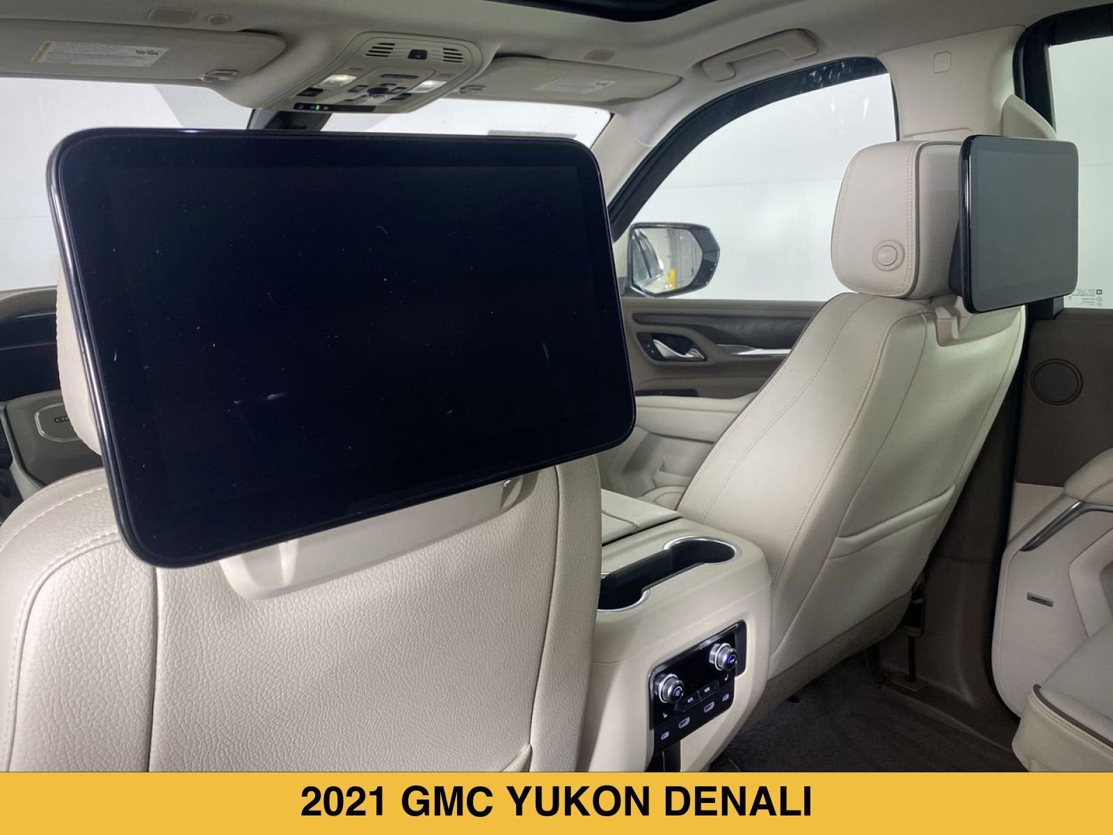2021 GMC Yukon Denali - Photo 18