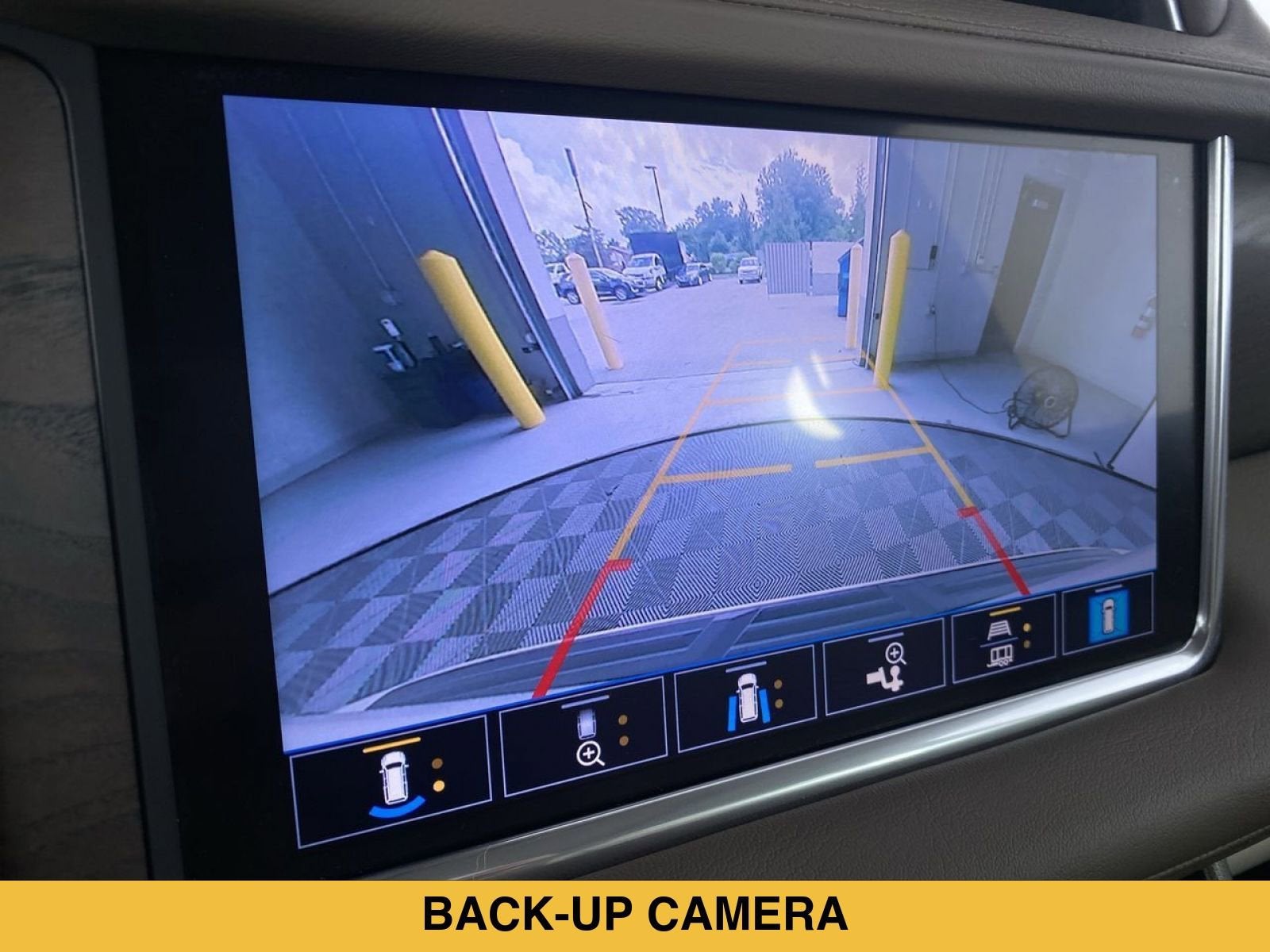 2021 GMC Yukon Denali - Photo 6