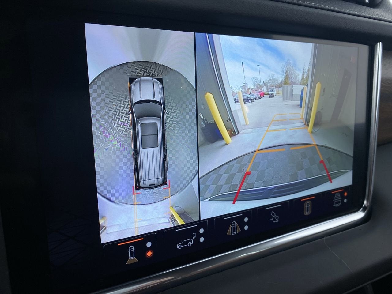 2023 GMC Yukon XL Denali Ultimate