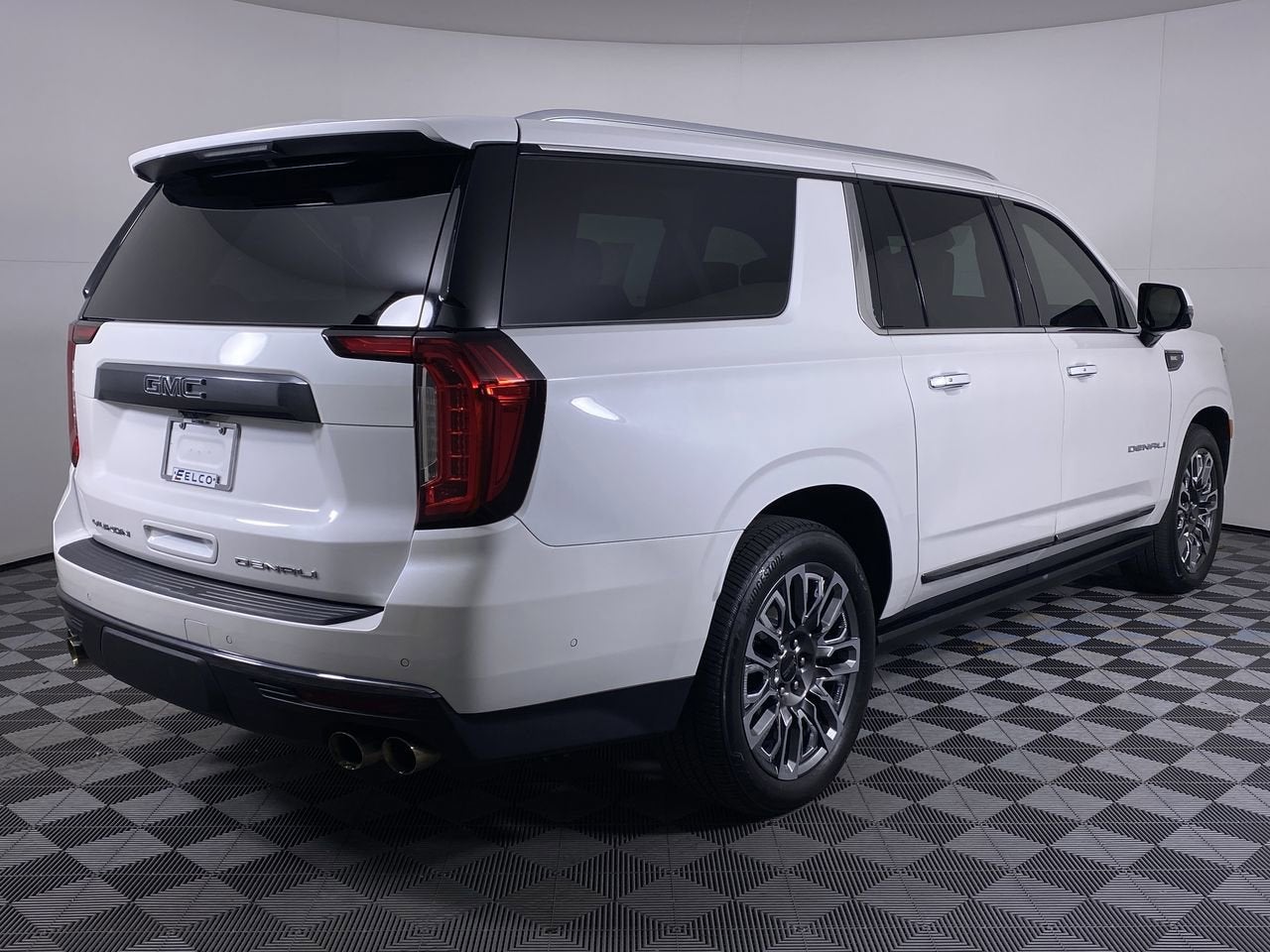 2023 GMC Yukon XL Denali Ultimate