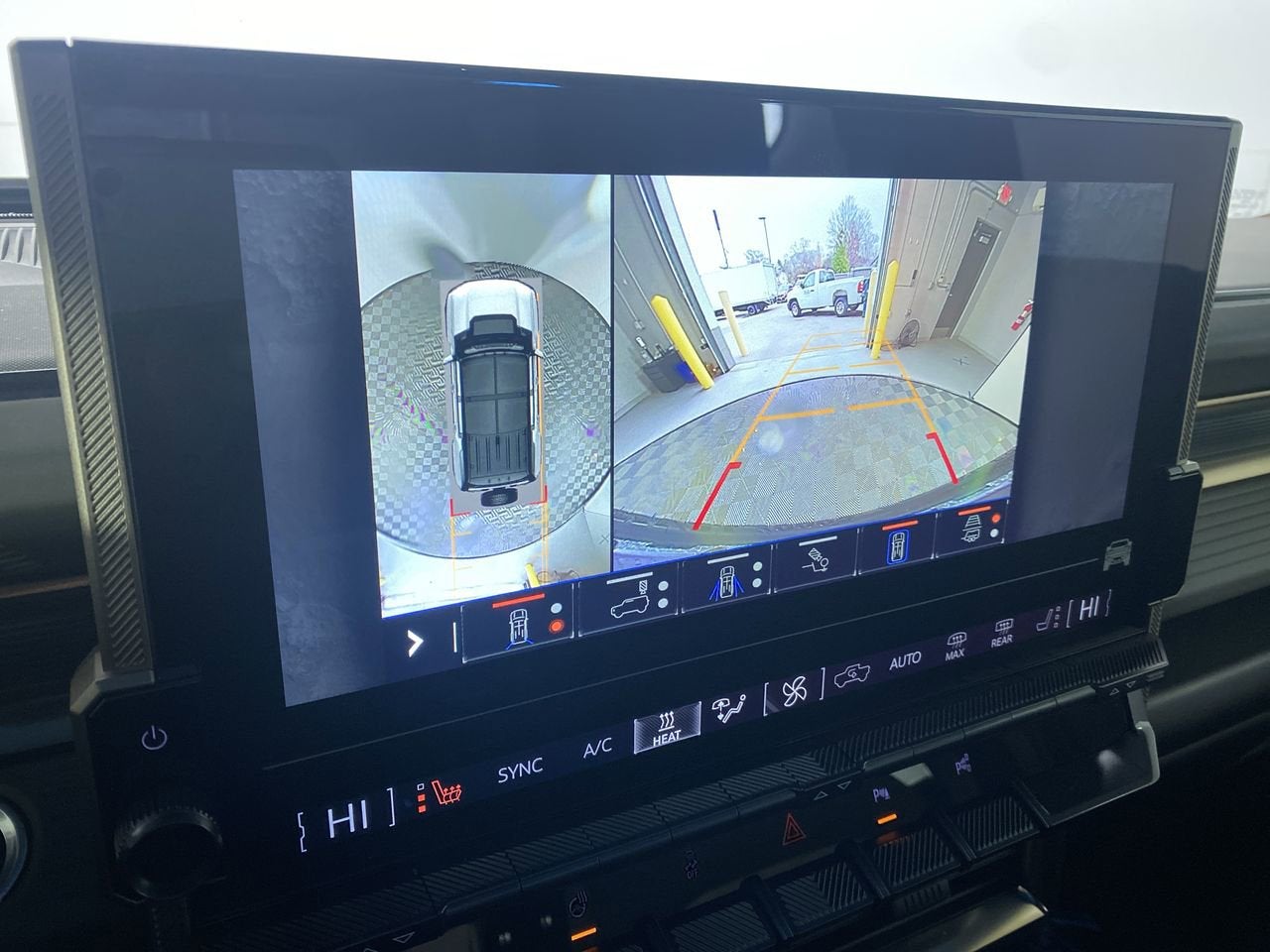 2025 GMC HUMMER EV SUV 2X