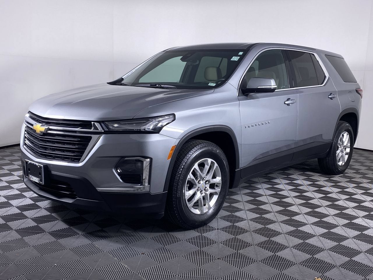 2023 Chevrolet Traverse LS - Photo 16
