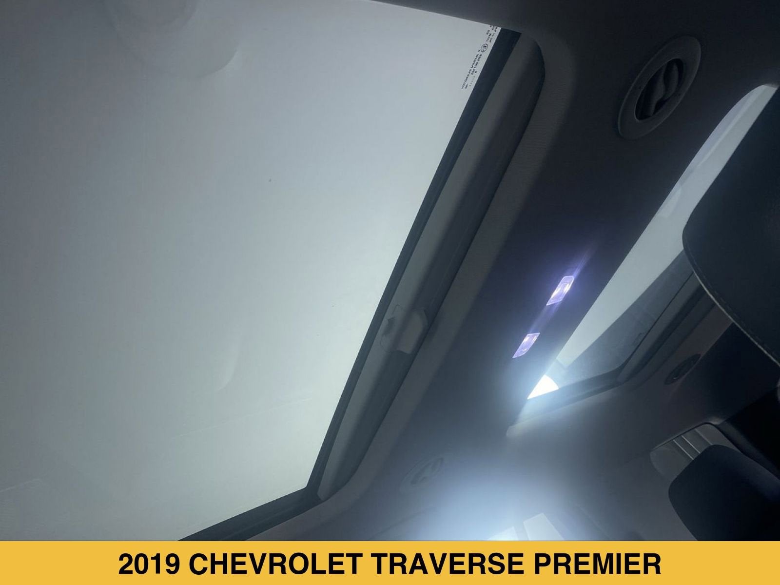 2019 Chevrolet Traverse Premier - Photo 10
