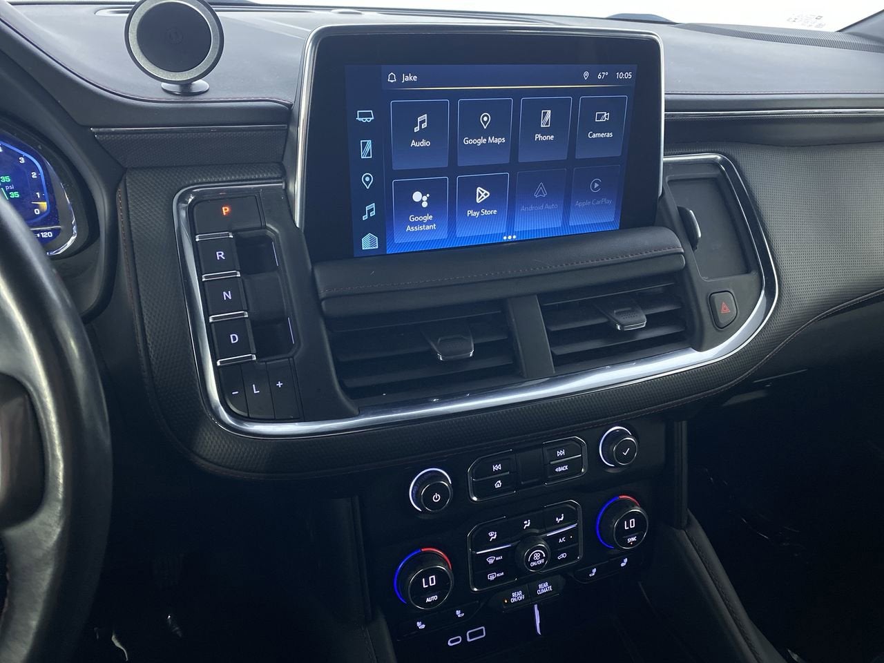 2023 Chevrolet Suburban RST