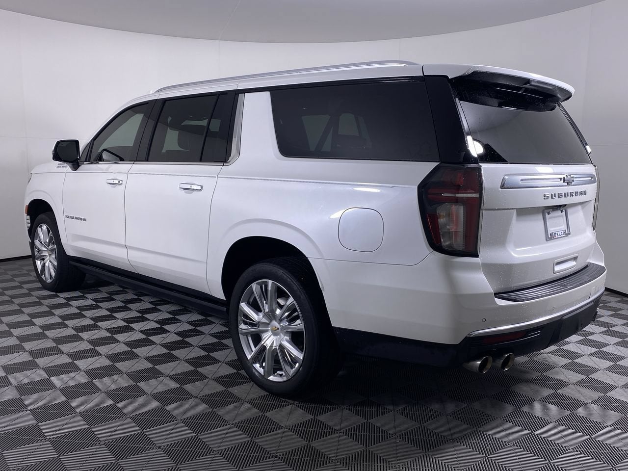 2021 Chevrolet Suburban High Country