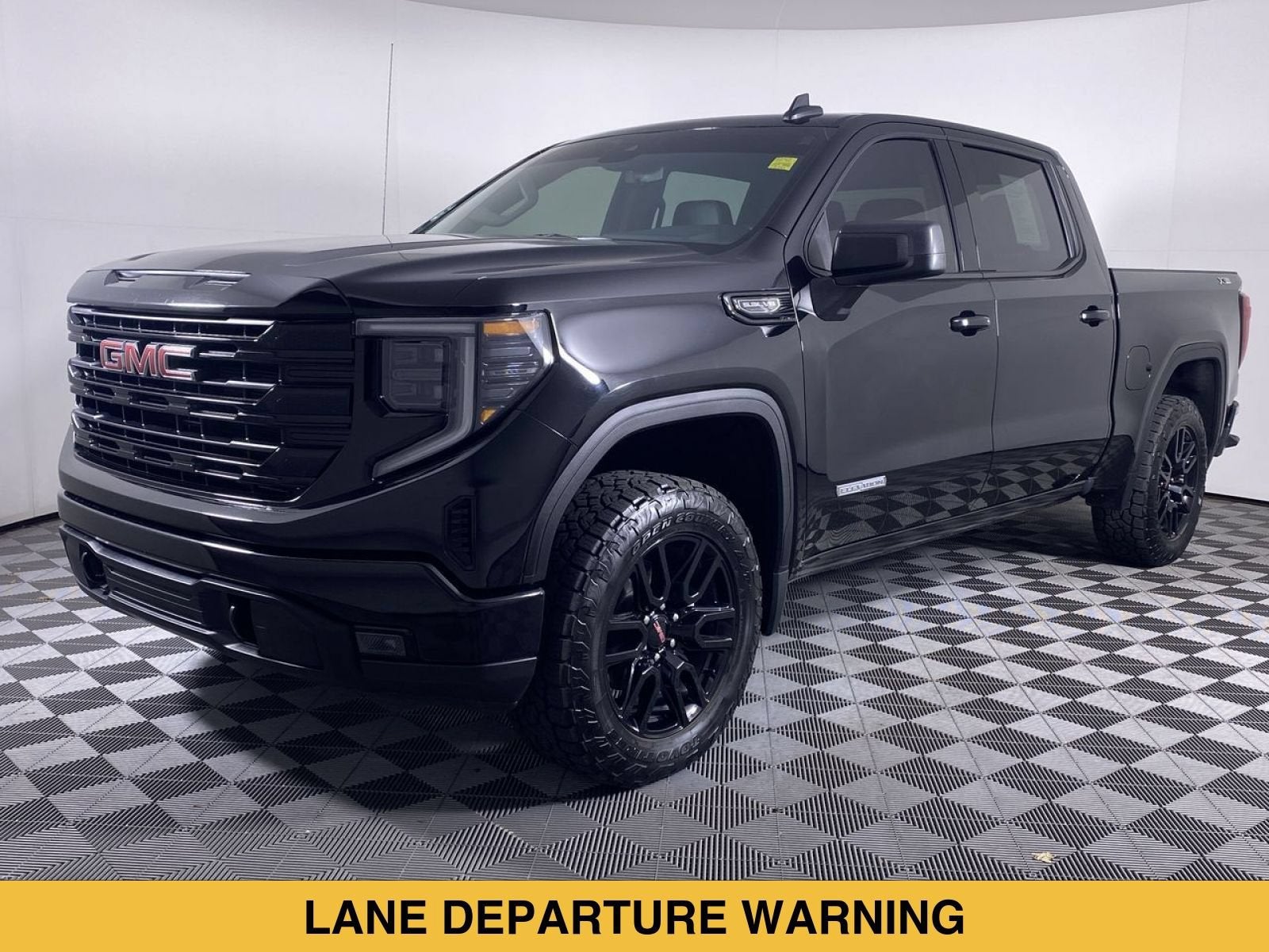 2022 GMC Sierra 1500 Elevation