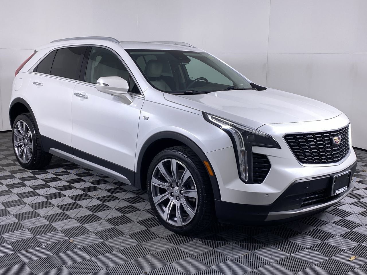 2022 Cadillac XT4 Premium Luxury