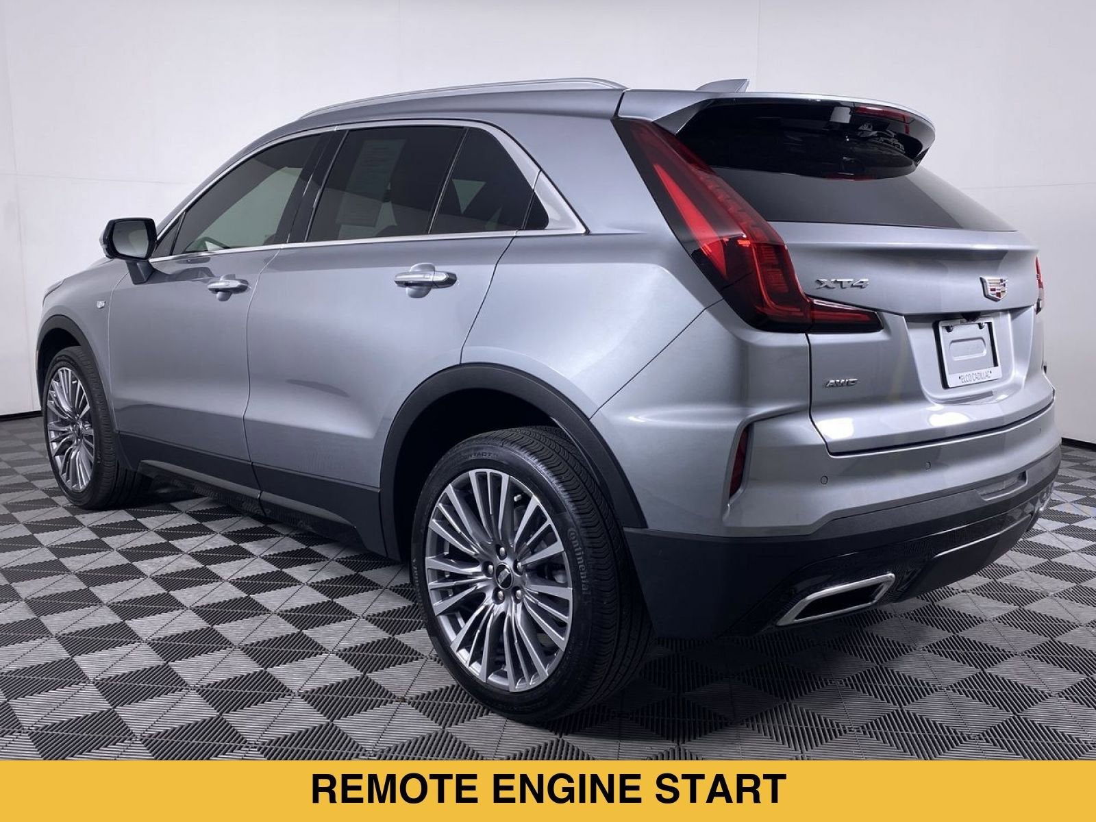2024 Cadillac XT4 Premium Luxury