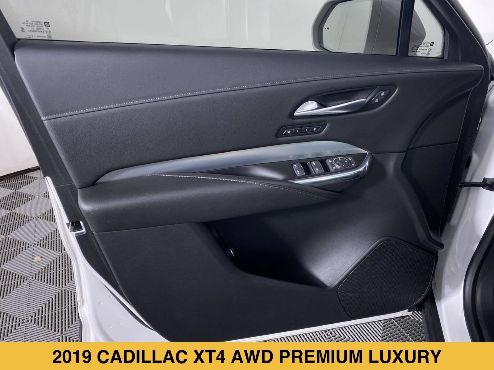2019 Cadillac XT4 Premium Luxury - Photo 12