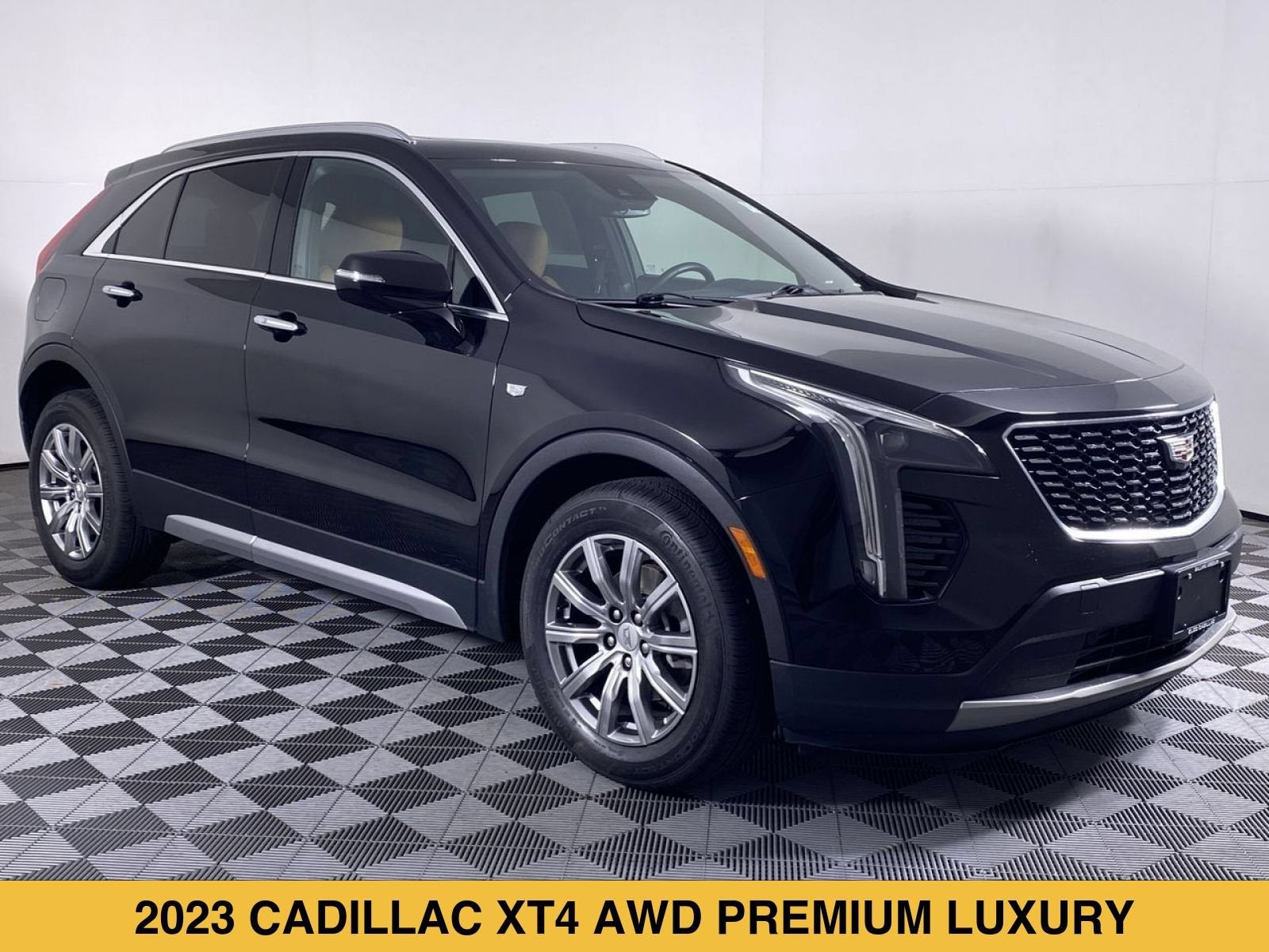 2023 Cadillac XT4 AWD Premium Luxury