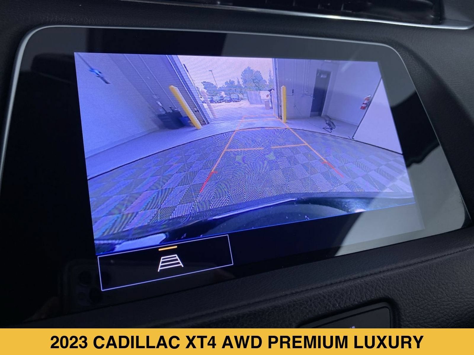 2023 Cadillac XT4 AWD Premium Luxury