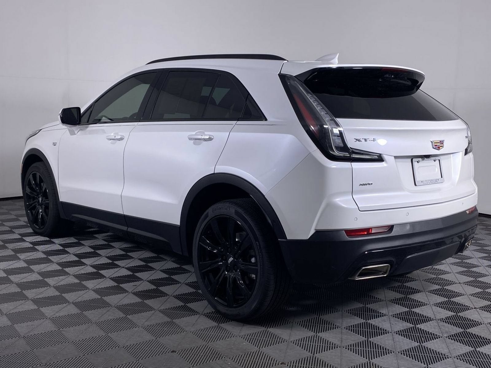 2023 Cadillac XT4 AWD Sport