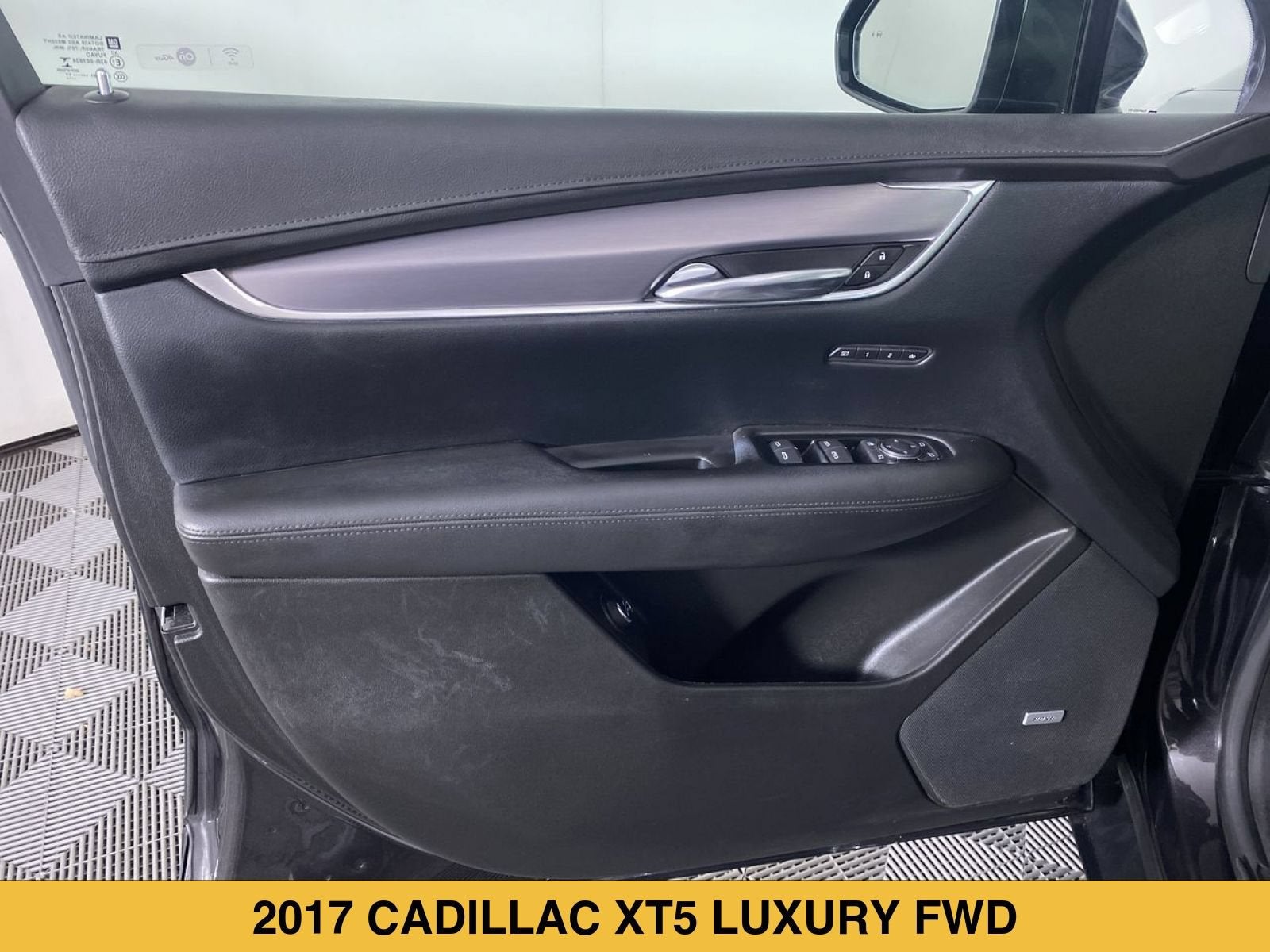 2017 Cadillac XT5 Luxury - Photo 12
