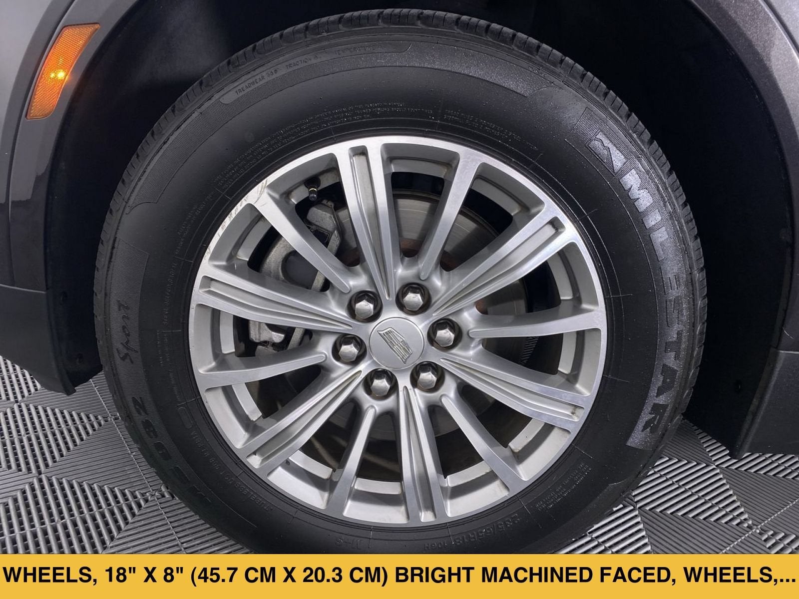 2017 Cadillac XT5 Luxury - Photo 16