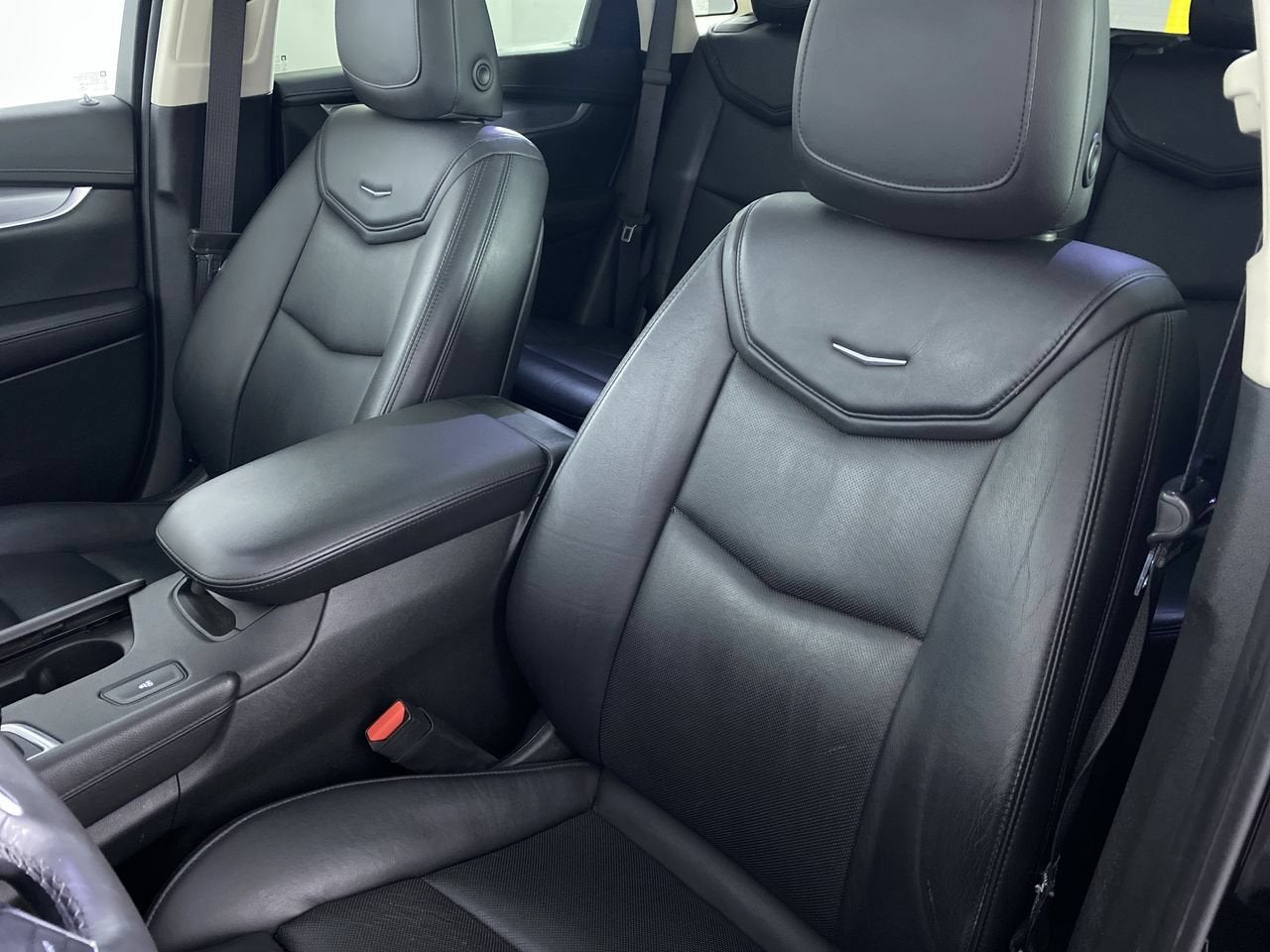 2017 Cadillac XT5 Luxury FWD