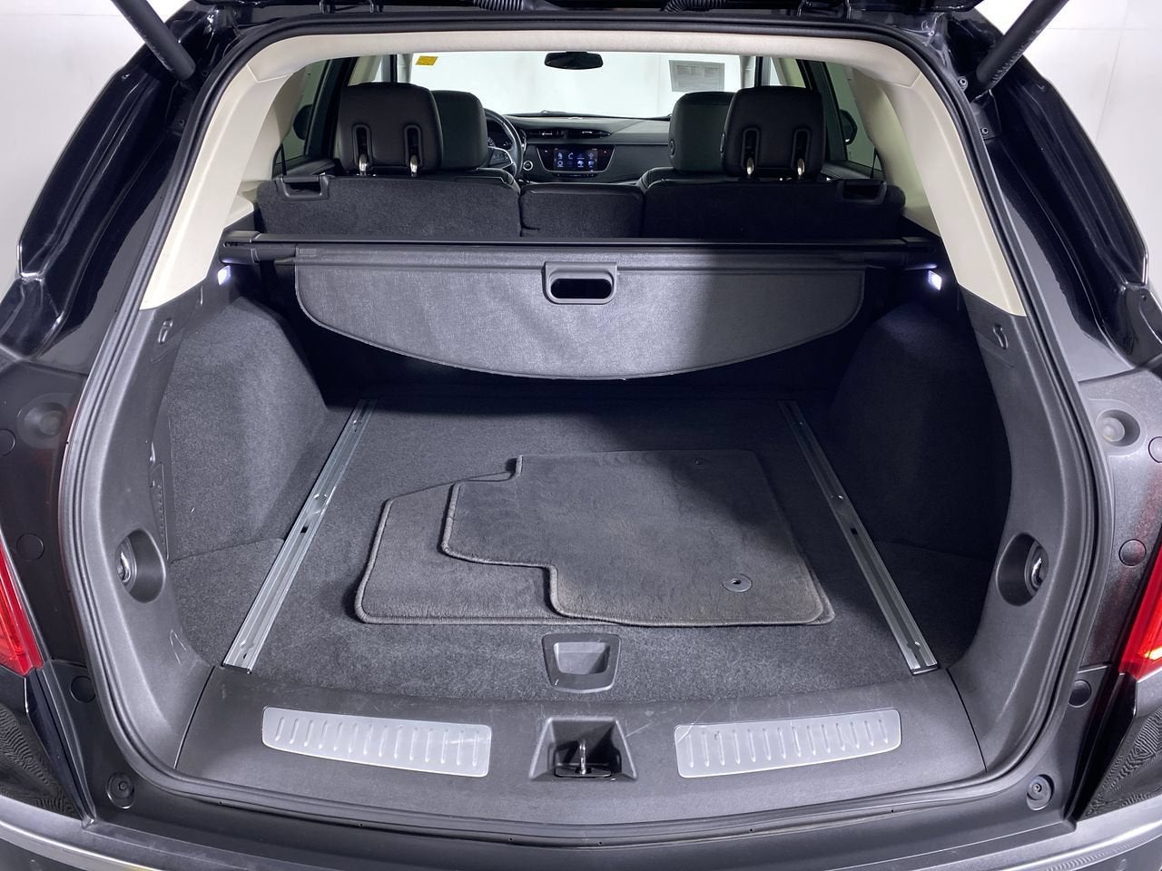 2017 Cadillac XT5 Luxury FWD