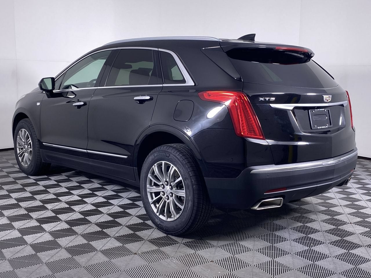 2017 Cadillac XT5 Luxury FWD