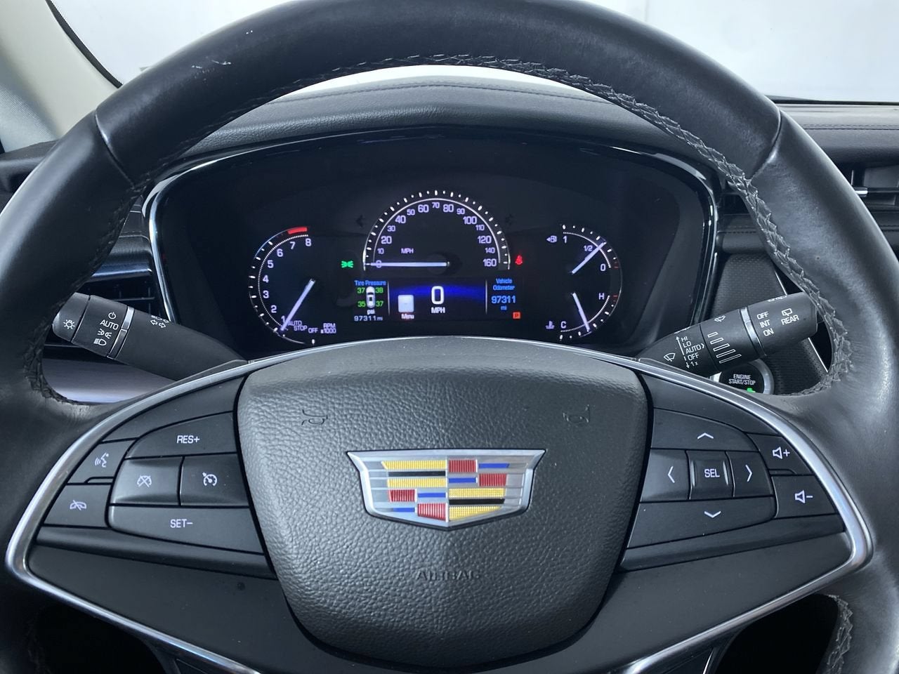 2017 Cadillac XT5 Luxury FWD