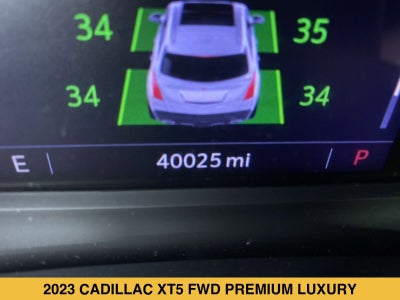 2023 Cadillac XT5 Premium Luxury